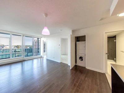 2305-833 Homer Street - 5