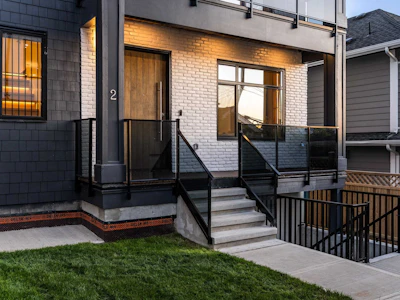2-4875 Albert Street - 2