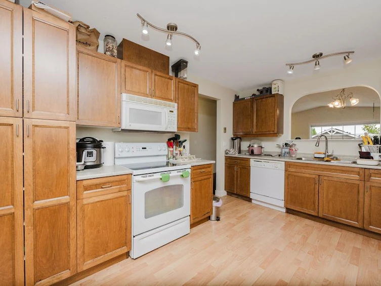 5687 Emily Way, Sechelt, BC, V7Z 0N5 - 11
