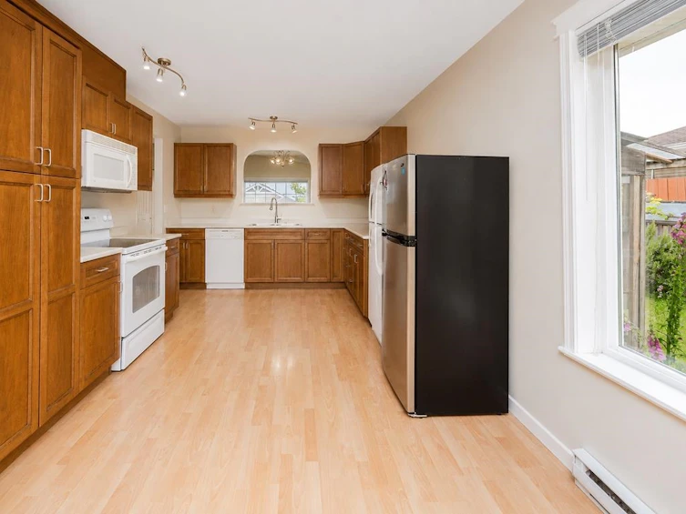 5687 Emily Way, Sechelt, BC, V7Z 0N5 - 21