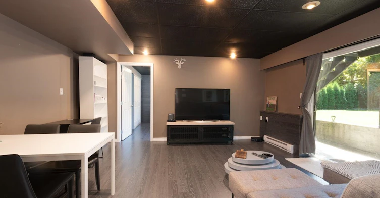 Ground-3155 Cardinal Drive, Burnaby, BC, V5A 2T5 - 2