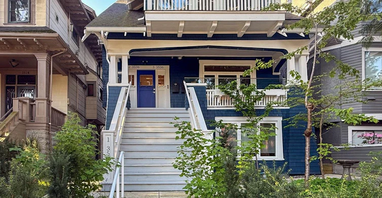 1-3536 Point Grey Road, Vancouver, BC, V6R 1A8 - 2
