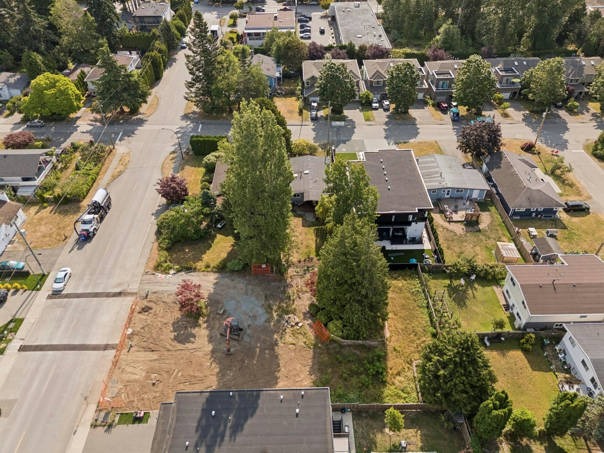 15916 Russell Avenue, Surrey, BC, V4B 2S4 - 7