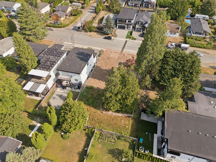 15916 Russell Avenue, Surrey, BC, V4B 2S4 - 5