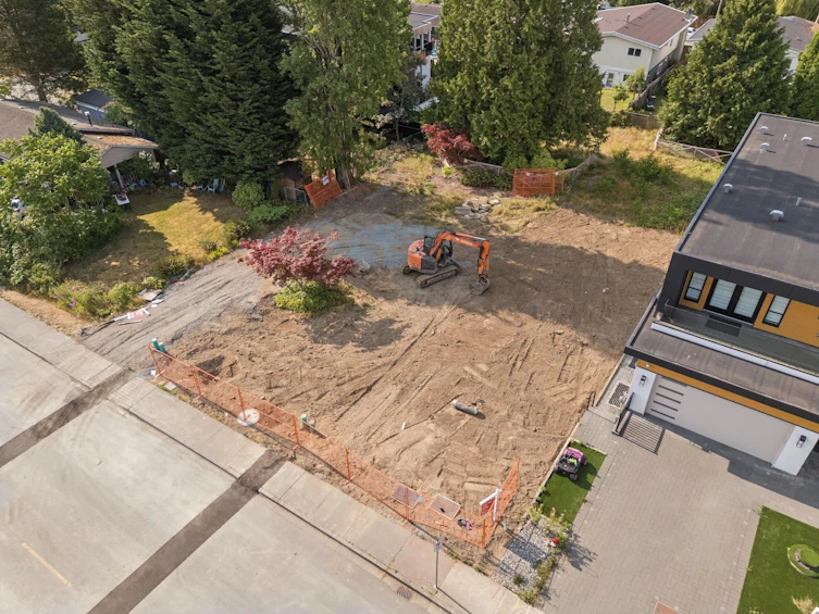 15916 Russell Avenue, Surrey, BC, V4B 2S4 - 3