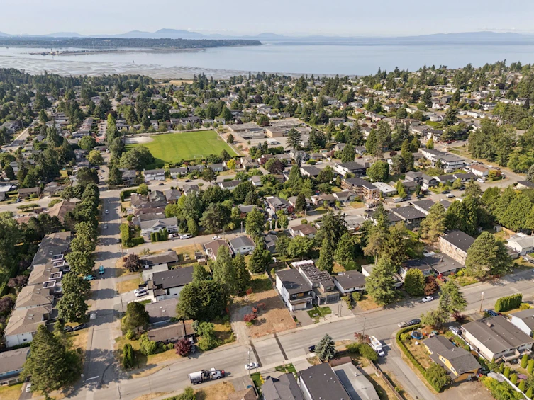 15918 Russell Avenue, Surrey, BC, V4B 2S4