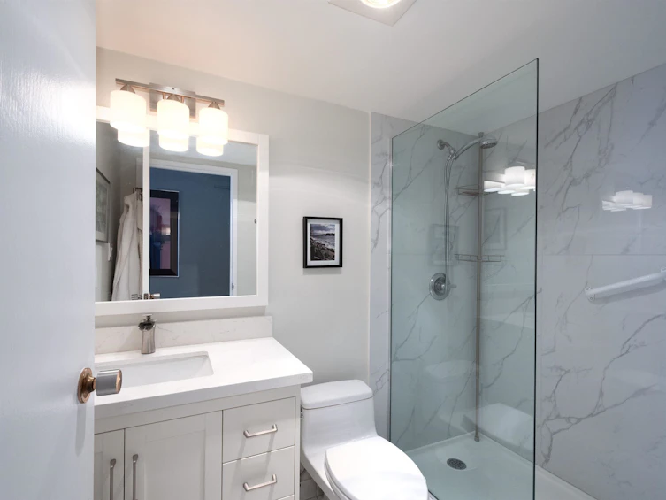 204-650 16th Street, West Vancouver, BC, V7V 3R9 - 7
