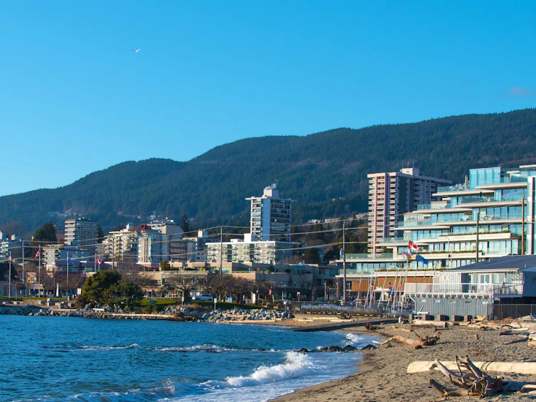 204-650 16th Street, West Vancouver, BC, V7V 3R9 - 16