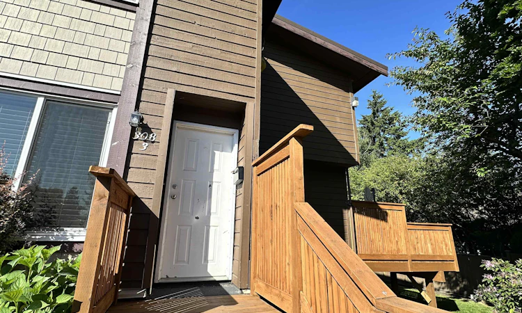 3-308 Highland Way