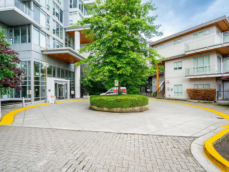 1409-520 Como Lake Avenue, Coquitlam, BC, V3J 0E8 - 3