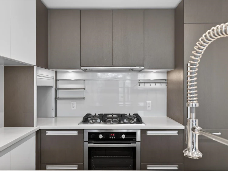 217-288 W 1st Avenue, Vancouver, BC, V5Y 0E9 - 4