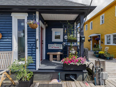 11-3871 W River Road - 3