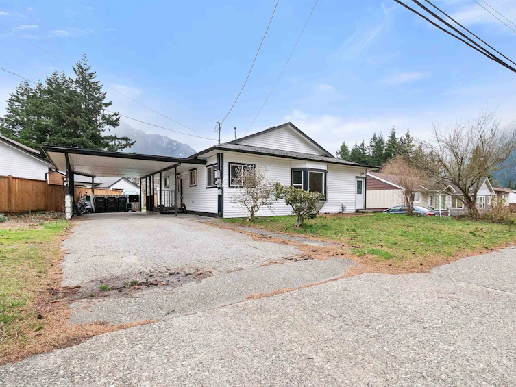 439 5th Avenue, Hope, BC, V0X 1L0 - 5