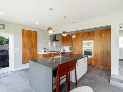 6330 Chatham Street - 5