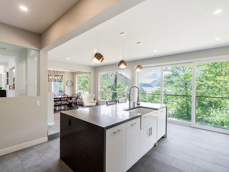 6330 Chatham Street, West Vancouver, BC, V7W 2E2 - 7