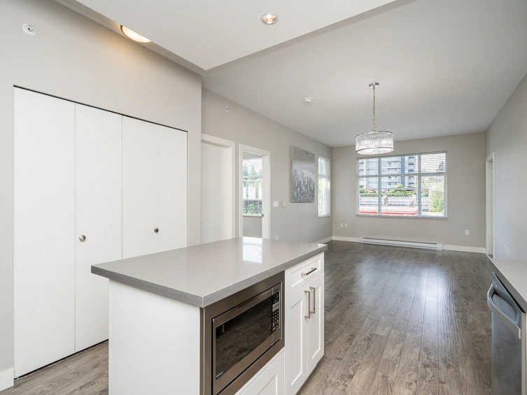 2410-963 Charland Avenue, Coquitlam, BC, V3K 0E2 - 3