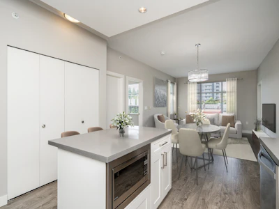 2410-963 Charland Avenue - 2