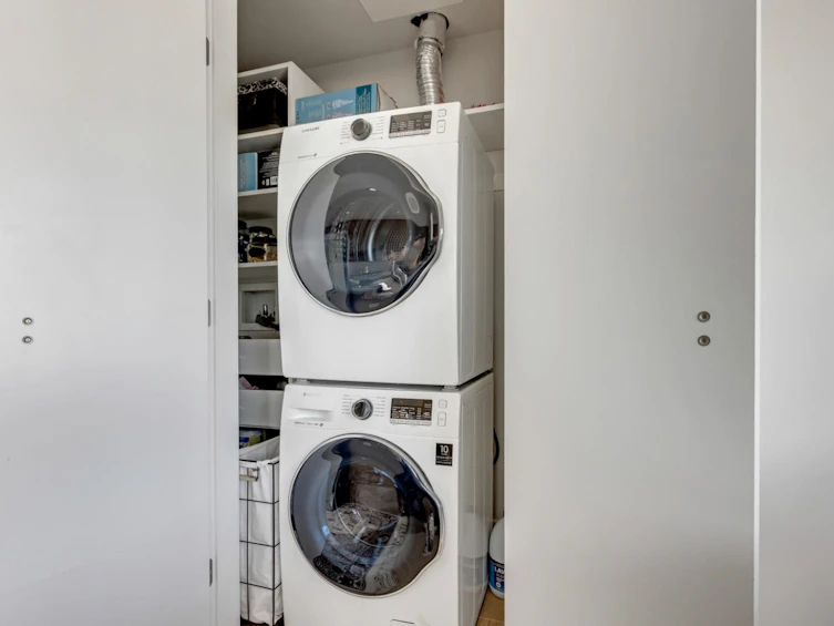 1401-150 W 15th Street, North Vancouver, BC, V7M 0C4 - 16