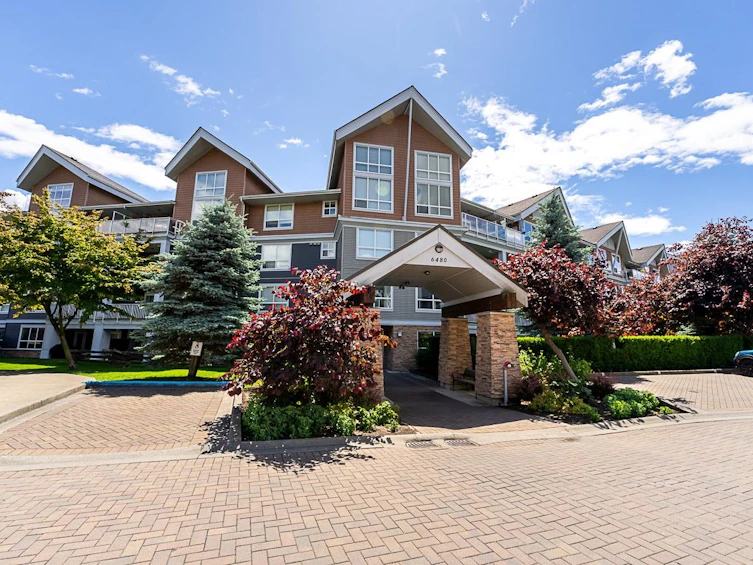 106-6480 194 Street, Surrey, BC, V4N 6J9