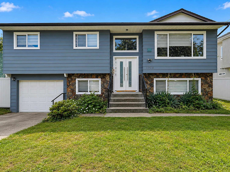 9024 123a Street, Surrey, BC, V3V 6K3