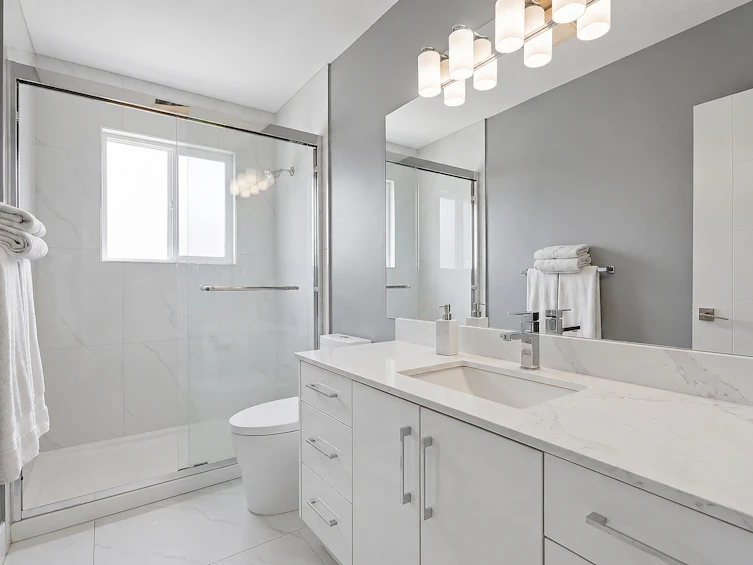 9024 123a Street, Surrey, BC, V3V 6K3 - 8