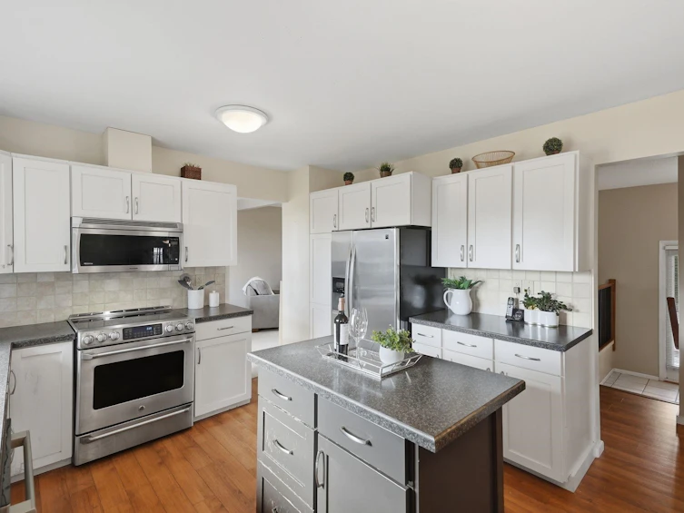 8099 Wiltshire Place, Delta, BC, V4C 6T1 - 10