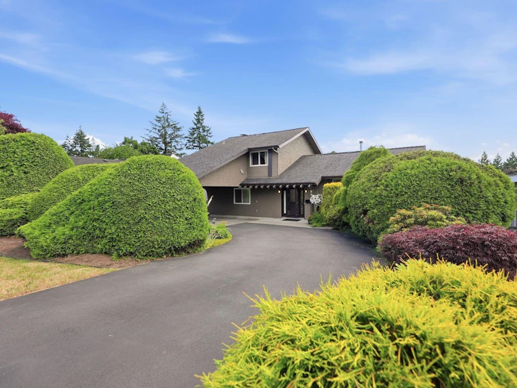 8099 Wiltshire Place, Delta, BC, V4C 6T1 - 2