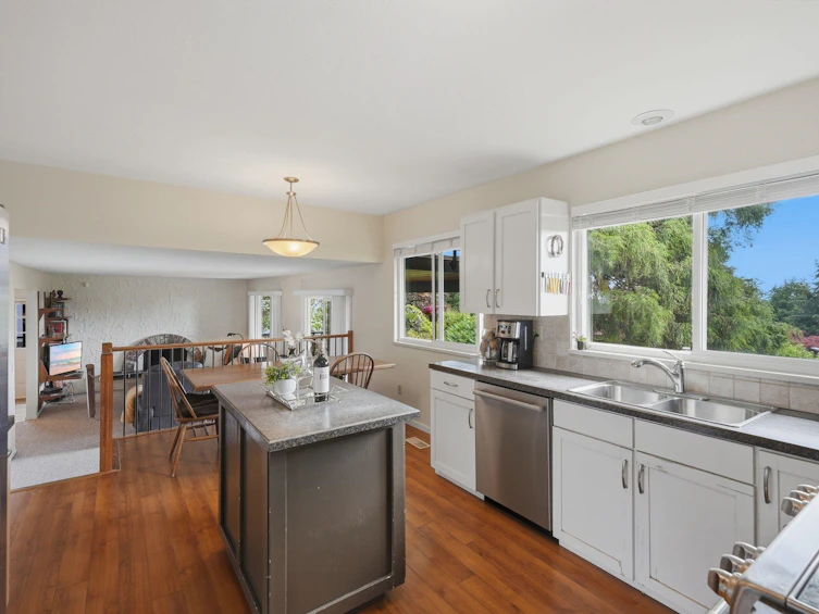 8099 Wiltshire Place, Delta, BC, V4C 6T1 - 9