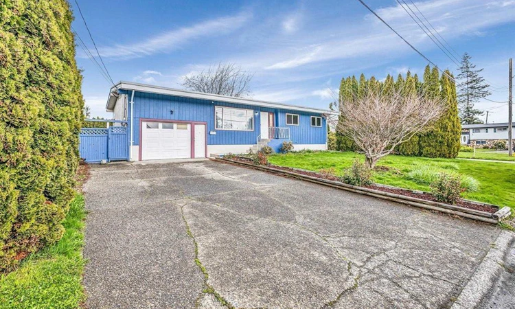 8429 Hilton Drive