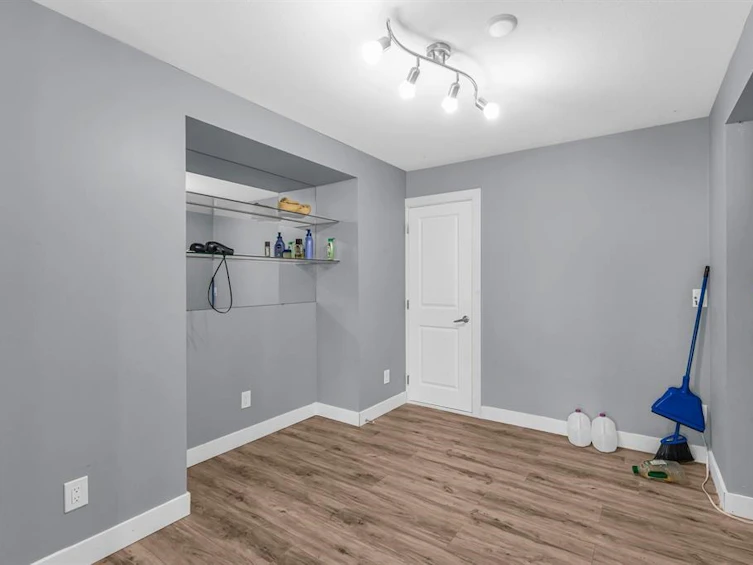 13572 68 Avenue, Surrey, BC, V3W 2G3 - 27