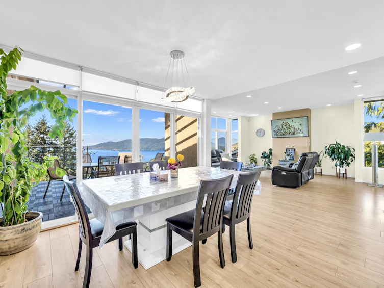 4673 Woodburn Road, West Vancouver, BC, V7S 2W7 - 7