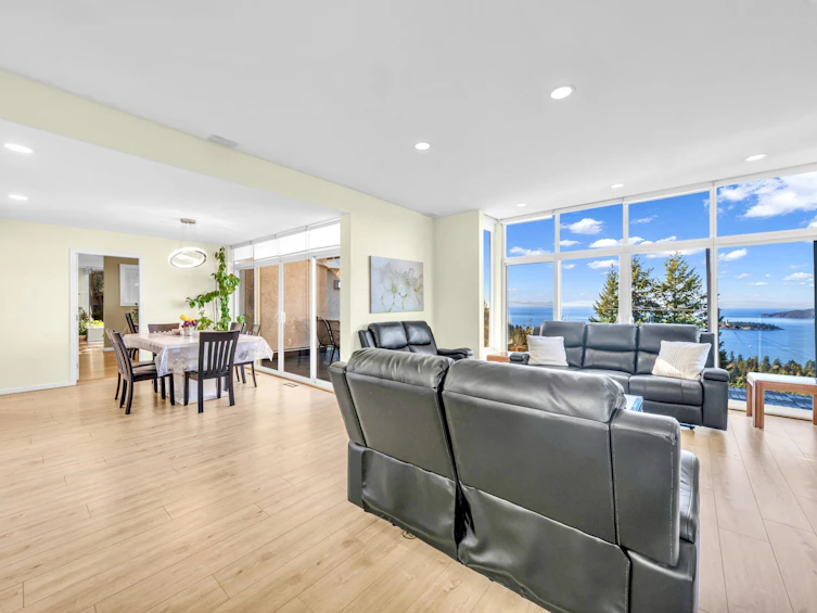 4673 Woodburn Road, West Vancouver, BC, V7S 2W7 - 8
