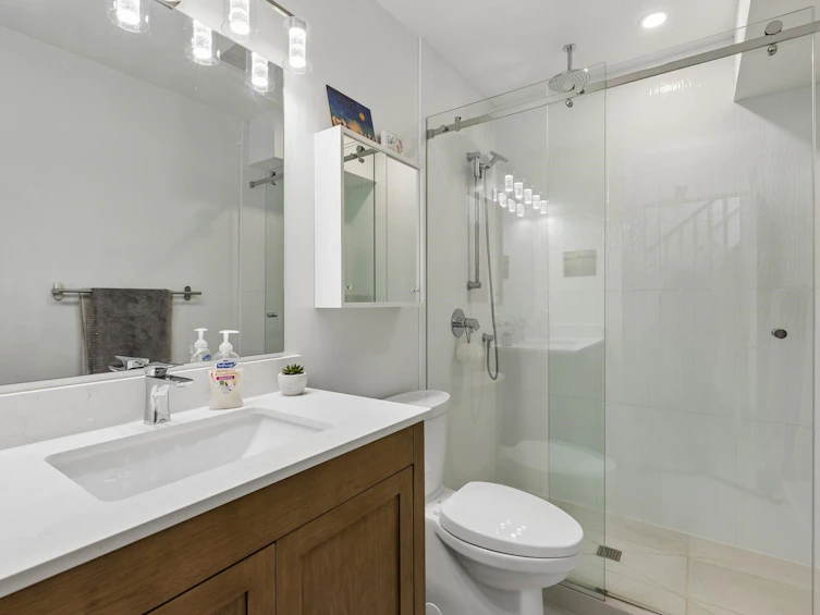 7-240 E Keith Road, North Vancouver, BC, V7L 1V5 - 28