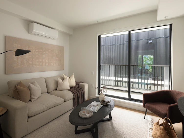 2408 E 12th Avenue, Vancouver, BC, V5N 0E3 - 7