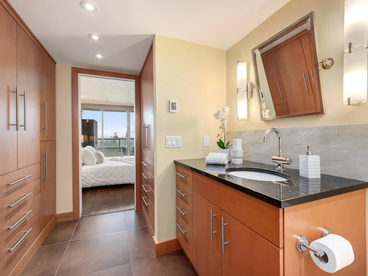 601-6622 Southoaks Crescent, Burnaby, BC, V5E 4K2 - 23