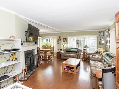 297-1840 160 Street - 4
