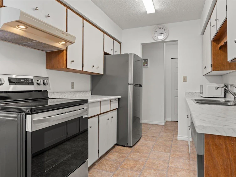101-32885 George Ferguson Way, Abbotsford, BC, V2S 7X1 - 10