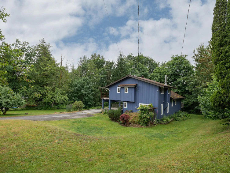 13055 238 Street, Maple Ridge, BC, V4R 2S4 - 2
