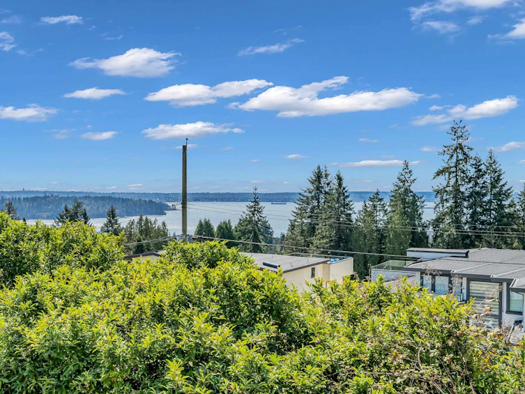 1230 Queens Avenue, West Vancouver, BC, V7S 2K2 - 29