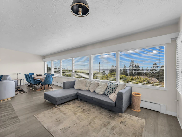 1230 Queens Avenue, West Vancouver, BC, V7S 2K2 - 12