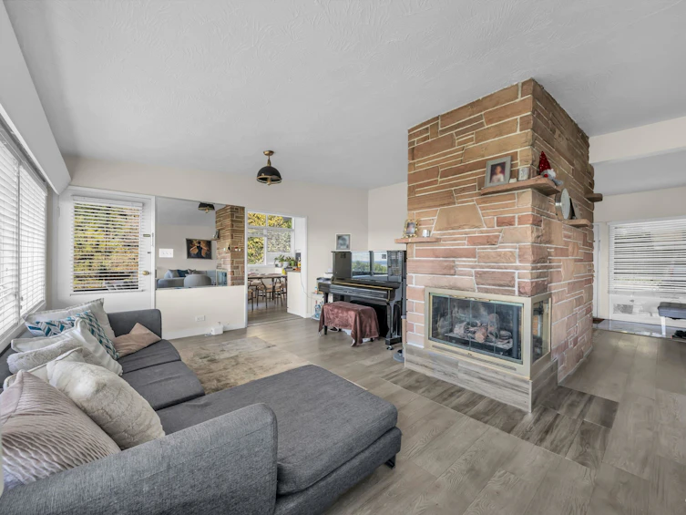 1230 Queens Avenue, West Vancouver, BC, V7S 2K2 - 9