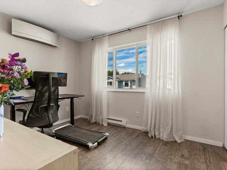 8562 Mccutcheon Avenue, Chilliwack, BC, V2P 7K7 - 12