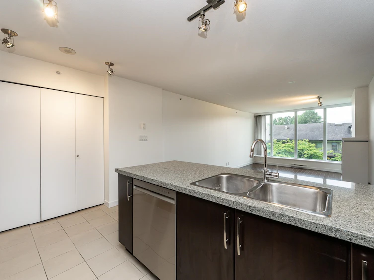 605-660 Nootka Way, Port Moody, BC, V3H 0B7 - 8