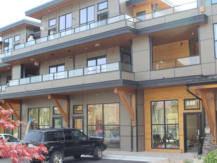 203-641 Mahan Road, Gibsons, BC, V0N 1V8