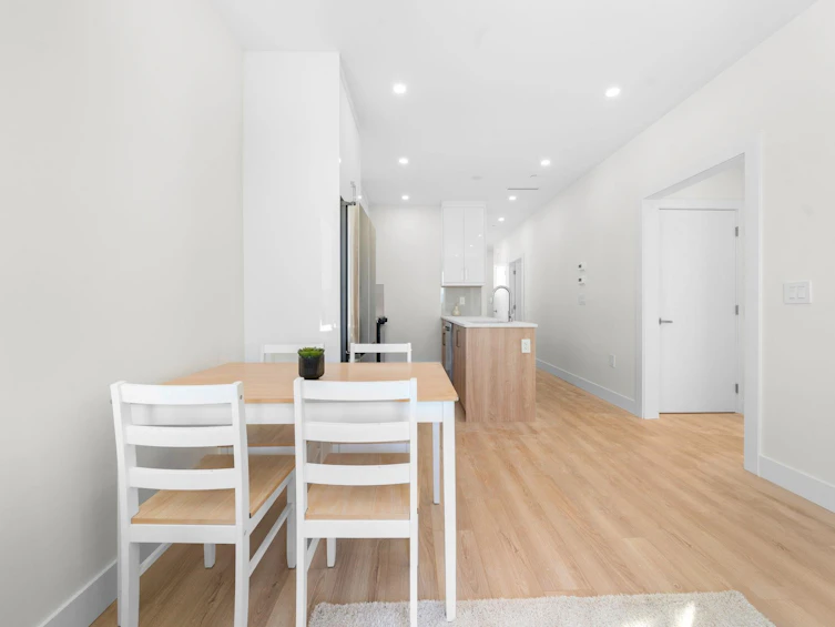 2-3583 Haida Drive, Vancouver, BC, V5M 3Y9 - 8