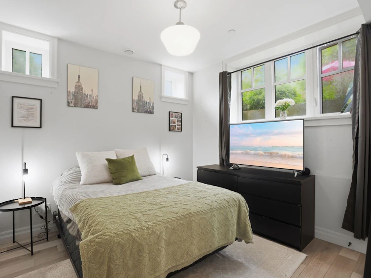 4098 W 16th Avenue, Vancouver, BC, V6R 3E1 - 23