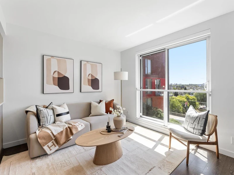 562 - 955 E Hastings Street, Vancouver BC