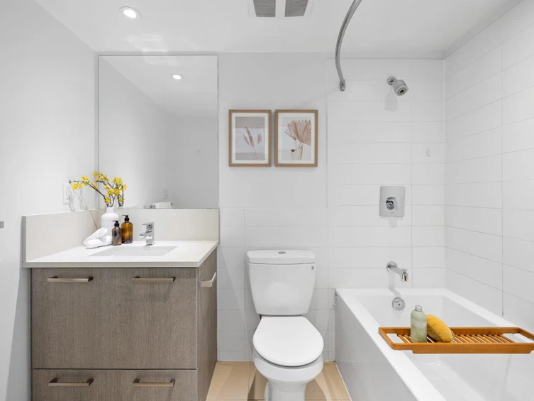 562-955 E Hastings Street, Vancouver, BC, V6A 0G8 - 13