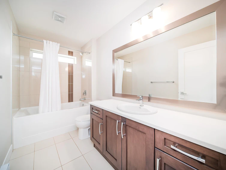3563 Highland Drive, Coquitlam, BC, V3E 0K2 - 22