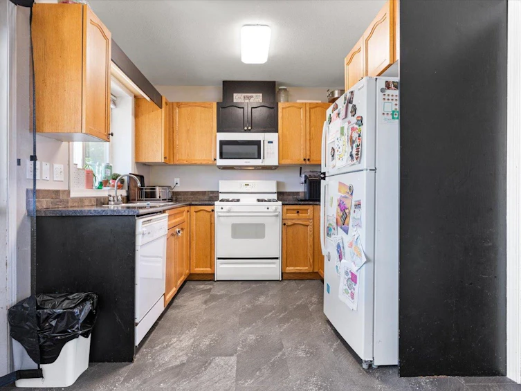 5711 Winchester Place, Chilliwack, BC, V2R 3X8 - 12